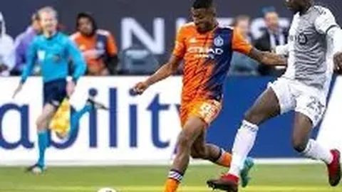 我国赛季，花蕾悄然绽放